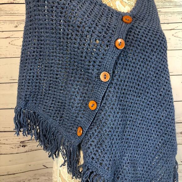 Carolina•Arce•Seifert knit shawl blue vintage looking - Picture 2 of 12